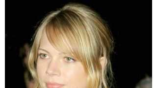 ミシェル・ウィリアムズの父親、脱税で逮捕