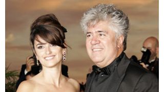 ペネロペ・クルス、最高の笑顔！　カンヌ映画祭で主演女優賞を受賞