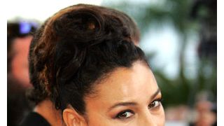 モニカ・ベルッチ、ソニア・ガンディを演じる
