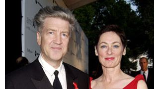 デヴィッド・リンチ、わずか１ヶ月で離婚を申請