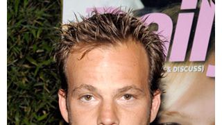 スティーヴン・ドーフ、ゲイじゃなくてビックリ？