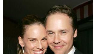 チャド・ロウの父親、ヒラリー・スワンクの言動に憤慨