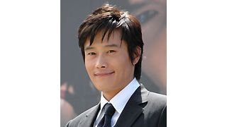 イ・ビョンホン、日本人元CAとの熱愛報道「事実無根」法的措置へ 