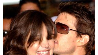 トムとケイティの結婚式はいつ?