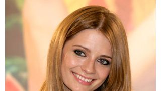 ミーシャ・バートン、パーティーで王族を無視してメール？