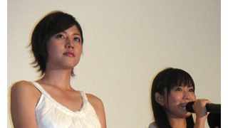 腹筋ライバル?長澤まさみと市川由衣の水着姿に注目!