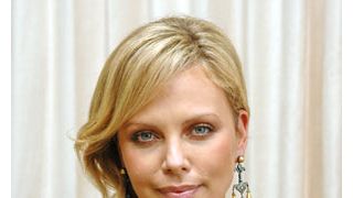 シャーリーズ・セロン、恋人の初監督作品へ出演か?