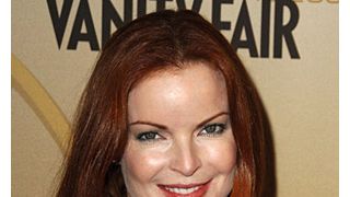 新婚のマーシア・クロス、妊娠