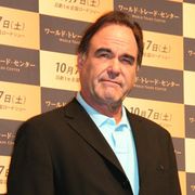巨匠オリバー・ストーン来日!全米で観客が手と手をつなぎ合う現象が?