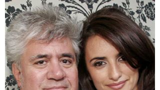 ペドロ・アルモドバル監督、母国スペインの国際映画祭で批評家賞を受賞