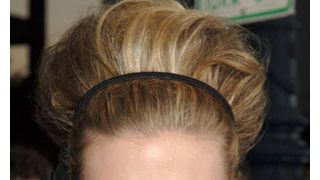 スカーレット・ヨハンソン、最もセクシーな女性に選ばれる