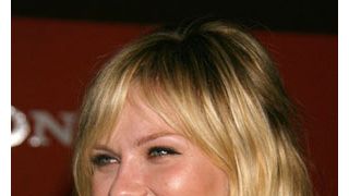 キルスティン・ダンストのアントワネットに歴史学者もブーイング