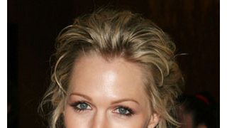 ジェニー・ガースに3人目の女児誕生