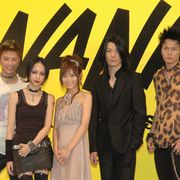 中島美嘉が、新生『NANA2』キャストと不敵な笑顔!
