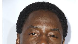イザイア・ワシントン、不適切な発言と行動を謝罪