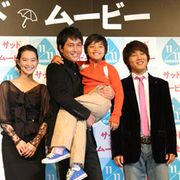 チョン・ウソンもメロメロ! 9歳の子役をお姫様だっこ!