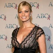 ジェイミー・プレスリー、妊娠を認める