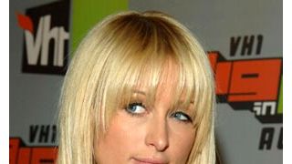 パリス・ヒルトン、ジョークに不満で賞の出席をキャンセル