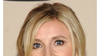 サラ・チョーク、婚約