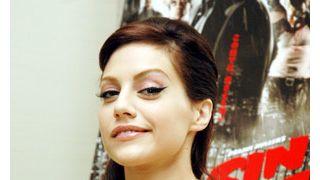 ブリタニー・マーフィ、オペラ歌手にふんする？