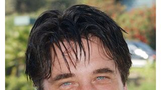 ダニエル・ボールドウィンに逮捕状