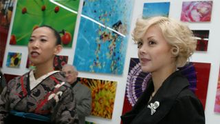 世界が大注目！日本人初快挙！初監督作で写真展もドイツでやっちゃった女性！