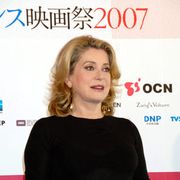 大女優カトリーヌ・ドヌーヴが渡辺謙とは「一夜だけ」