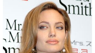 アンジェリーナ・ジョリー、人気コミックの映画化作品で殺し屋にふんする