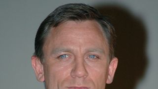 ダニエル・クレイグ、英国一スタイリッシュな男に選ばれる
