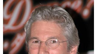 リチャード・ギアのキスにインドの観衆が激怒