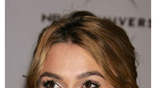 キーラ・ナイトレイ、彼氏が髪をバッサリ!
