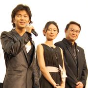 「舌はどうします?」キスシーンでの新人女優の大胆発言に武田真治も赤面!