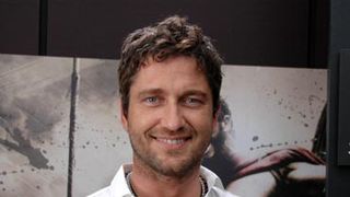 『300 スリーハンドレット』ジェラルド・バトラーが割れた腹筋の秘密を語る!【独占インタビュー】