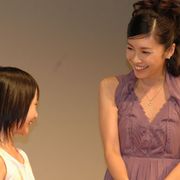 竹内結子、1年半ぶりの復帰作に“母”の笑顔
