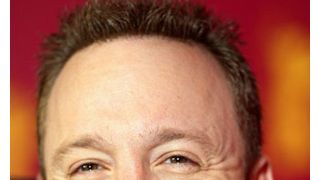 ケヴィン・ジェイムズに女児誕生