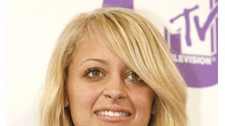 ニコール・リッチーの裁判が延期