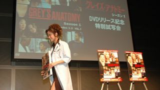 医者のコスプレ上戸彩が語る“家族ぐるみのお付き合い”をしているのは憧れのあの人!