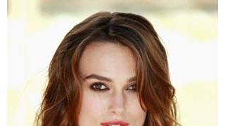 キーラ・ナイトレイ、ヴェネチア国際映画祭で体重のことを聞かれイライラ