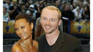 タンディ・ニュートン、サイモン・ペッグは悪戯っ子?