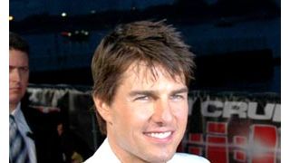 トム・クルーズの新作映画での事故はエキストラの責任？