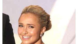 「HEROES」のチアリーダー役「殺してやる！」とゴシップ誌レポーターに詰め寄る