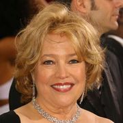 キャシー・ベイツ、メアリー・ピックフォード・アワードを受賞