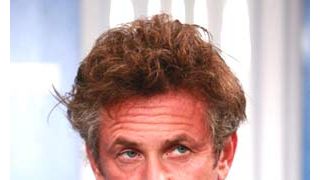 ショーン・ペン、「パパラッチを檻に入れて棒でつつきたい」