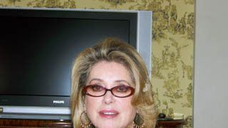 カトリーヌ・ドヌーヴを直撃！　自分を変えたのは『シェルブールの雨傘』のジャック・ドゥミ