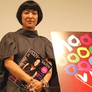 プラピとアンジーの行動はきれいごとじゃない!…人気雑誌編集長が語る