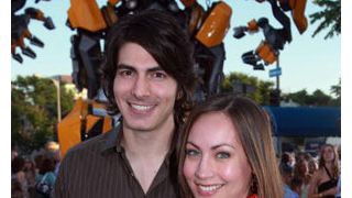 スーパーマンが結婚！ブランドン・ルース、出会いはボーリング場…