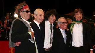 ローリング・ストーンズがベルリンの夜に登場！5,000人のファンが大熱狂！