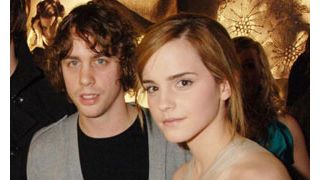 セクシードレスを着たハリポタのハーマイオニーがあの男性と!