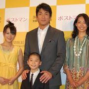 長嶋茂雄、元気な姿で完成披露試写会に!長嶋一茂「父を喜ばせたかった」