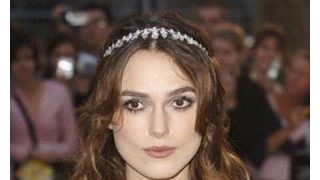 キーラ・ナイトレイ、新作映画のサントラで歌声を披露